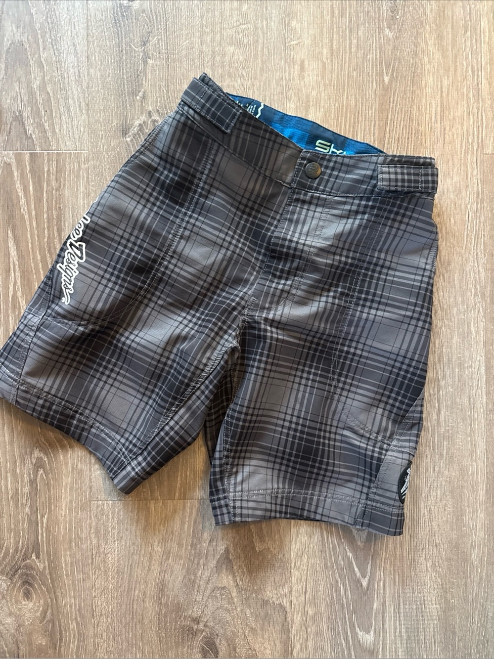 Troy Lee Designs BMX Youth 28 Sprint Short Black Gray Plaid  Biking